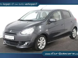 Grijs, metallic lak Gebruikt 2014 Mitsubishi Space Star Intense+ Hatchback | € 5.500 (Eerlijke prijs)