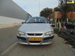 Grijs Gebruikt 2003 Mitsubishi Space Star MPV | € 2.650 (Duur)