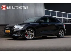 Zwart Gebruikt 2021 Audi A3 Competition Hatchback | € 30.945 (Eerlijke prijs)
