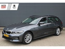 Grijs, metallic lak Gebruikt 2021 BMW 320 Basis Stationwagen | € 27.895 (Super prijs)