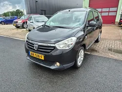 Zwart Gebruikt 2013 Dacia Lodgy MPV | € 4.999