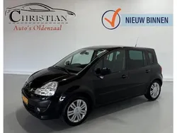 Zwart Gebruikt 2011 Renault Grand Modus Exception MPV | € 3.999 (Iets duurder)
