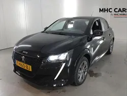 Zwart Gebruikt 2023 Peugeot e-208 Active Hatchback | € 19.900 (Super prijs)