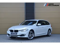 Wit Gebruikt 2014 BMW 320 Executive Stationwagen | € 14.950 (Iets duurder)