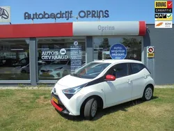 Wit Gebruikt 2018 Toyota Aygo X-play Hatchback | € 11.949 (Eerlijke prijs)