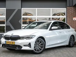 Wit Gebruikt 2019 BMW 320 Executive Sedan | € 29.950 (Eerlijke prijs)
