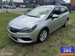 Grijs Gebruikt 2020 Opel Astra Business Edition Stationwagen | € 15.995 (Eerlijke prijs)