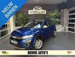 Blauw Gebruikt 2023 Dacia Sandero Comfort Hatchback | € 15.950 (Eerlijke prijs)