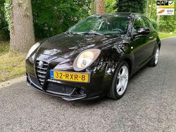 Zwart, metallic lak Gebruikt 2011 Alfa Romeo MiTo Hatchback | € 2.229 (Eerlijke prijs)
