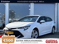 Wit Gebruikt 2022 Toyota Corolla Active Stationwagen | € 23.700 (Goede deal)