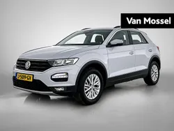 Wit Gebruikt 2020 VW T-Roc Style SUV | € 25.900 (Eerlijke prijs)