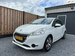 Wit Gebruikt 2013 Peugeot 208 Active Hatchback | € 2.550 (Super prijs)