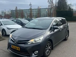 Grijs Gebruikt 2018 Toyota Verso Business Edition MPV | € 13.900 (Eerlijke prijs)