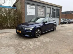 Blauw Gebruikt 2021 Audi A3 Edition .1 Hatchback | € 31.500 (Eerlijke prijs)