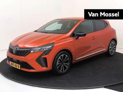Oranje Gebruikt 2025 Renault Clio V Techno Hatchback | € 22.940 (Duur)