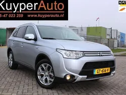 Grijs Gebruikt 2015 Mitsubishi Outlander P-HEV Edition SUV | € 9.850 (Eerlijke prijs)