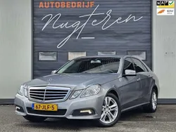 Grijs, metallic lak Gebruikt 2009 Mercedes E350 Avantgarde Sedan | € 14.950 (Eerlijke prijs)