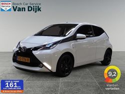 Wit Gebruikt 2018 Toyota Aygo X-play Hatchback | € 9.777 (Eerlijke prijs)