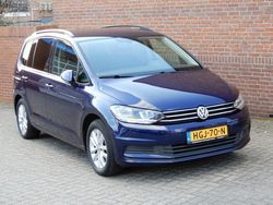 Blauw Gebruikt 2016 VW Touran MPV | € 17.750 (Eerlijke prijs)