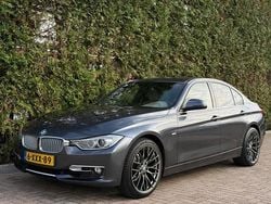 Grijs Gebruikt 2014 BMW 320 Executive Sedan | € 13.890 (Eerlijke prijs)
