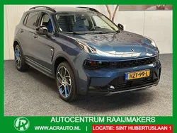 Blauw, metallic lak Gebruikt 2023 Lynk & Co 01 SUV | € 26.740 (Goede deal)