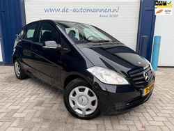 Zwart Gebruikt 2012 Mercedes A160 Business MPV | € 7.745 (Eerlijke prijs)