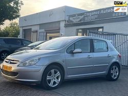 Grijs Gebruikt 2003 Peugeot 307 Hatchback | € 1.650 (Duur)