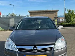 Gebruikt 2009 Opel Astra Edition Sedan | € 3.200 (Duur)