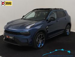 Blauw, metallic lak Gebruikt 2023 Lynk & Co 01 SUV | € 27.495 (Eerlijke prijs)