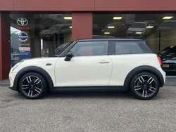 Wit Gebruikt 2019 Mini Cooper Pepper Hatchback | € 11.750 (Goede deal)