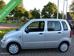 Grijs Gebruikt 2005 Opel Agila Hatchback | € 999 (Eerlijke prijs)