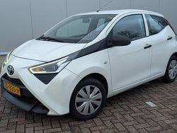 Wit Gebruikt 2019 Toyota Aygo Hatchback | € 8.799 (Eerlijke prijs)