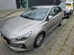 Beige Gebruikt 2018 Hyundai i30 Comfort Hatchback | € 9.999 (Goede deal)