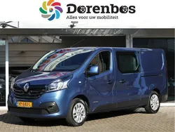 Blauw Gebruikt 2015 Renault Trafic Van | € 10.850