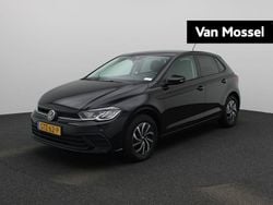 Zwart Gebruikt 2024 VW Polo Edition Hatchback | € 24.900 (Eerlijke prijs)