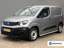 Grijs Gebruikt 2023 Peugeot Partner S MPV | € 16.900 (Eerlijke prijs)
