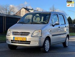 Grijs Gebruikt 2003 Opel Agila Comfort Hatchback | € 1.450 (Eerlijke prijs)