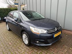 Blauw (metallic) Gebruikt 2014 Citroën C4 Exclusive Hatchback | € 3.950 (Eerlijke prijs)