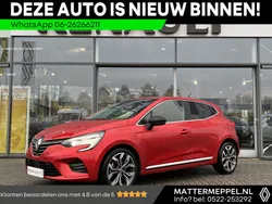 Rood metallic Gebruikt 2021 Renault Clio V Intens Hatchback | € 19.950 (Eerlijke prijs)