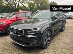 Zwart Gebruikt 2021 Volvo XC40 Inscription SUV | € 33.400 (Goede deal)