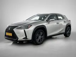 Grijs metallic Gebruikt 2022 Lexus UX 300e Luxury Line SUV | € 33.950