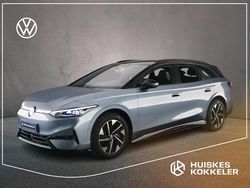 Blauw Nieuw 2025 VW ID.7 Pro Stationwagen | € 56.505 (Eerlijke prijs)