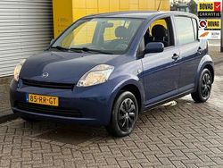 Blauw Gebruikt 2005 Daihatsu Sirion Hatchback | € 1.399 (Eerlijke prijs)