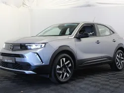 Grijs, metallic lak Gebruikt 2023 Opel Mokka Elegance SUV | € 18.999 (Super prijs)