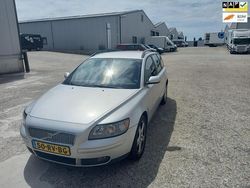 Grijs Gebruikt 2005 Volvo V50 Momentum Stationwagen | € 450