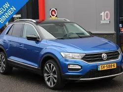 Blauw Gebruikt 2018 VW T-Roc Style SUV | € 19.940 (Eerlijke prijs)