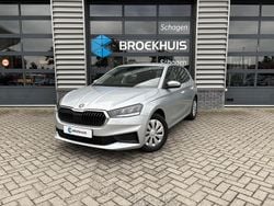 Grijs Gebruikt 2023 Skoda Fabia Ambition Hatchback | € 16.945 (Eerlijke prijs)