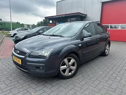 Grijs Gebruikt 2007 Ford Focus Futura Hatchback | € 2.990 (Eerlijke prijs)