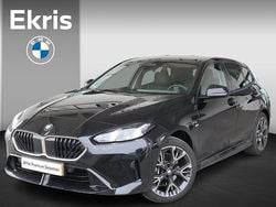 Saphirschwarz Gebruikt 2024 BMW 120 Shadowline Hatchback | € 39.950