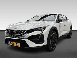 Wit Gebruikt 2024 Peugeot 408 GT Sedan | € 26.945 (Eerlijke prijs)